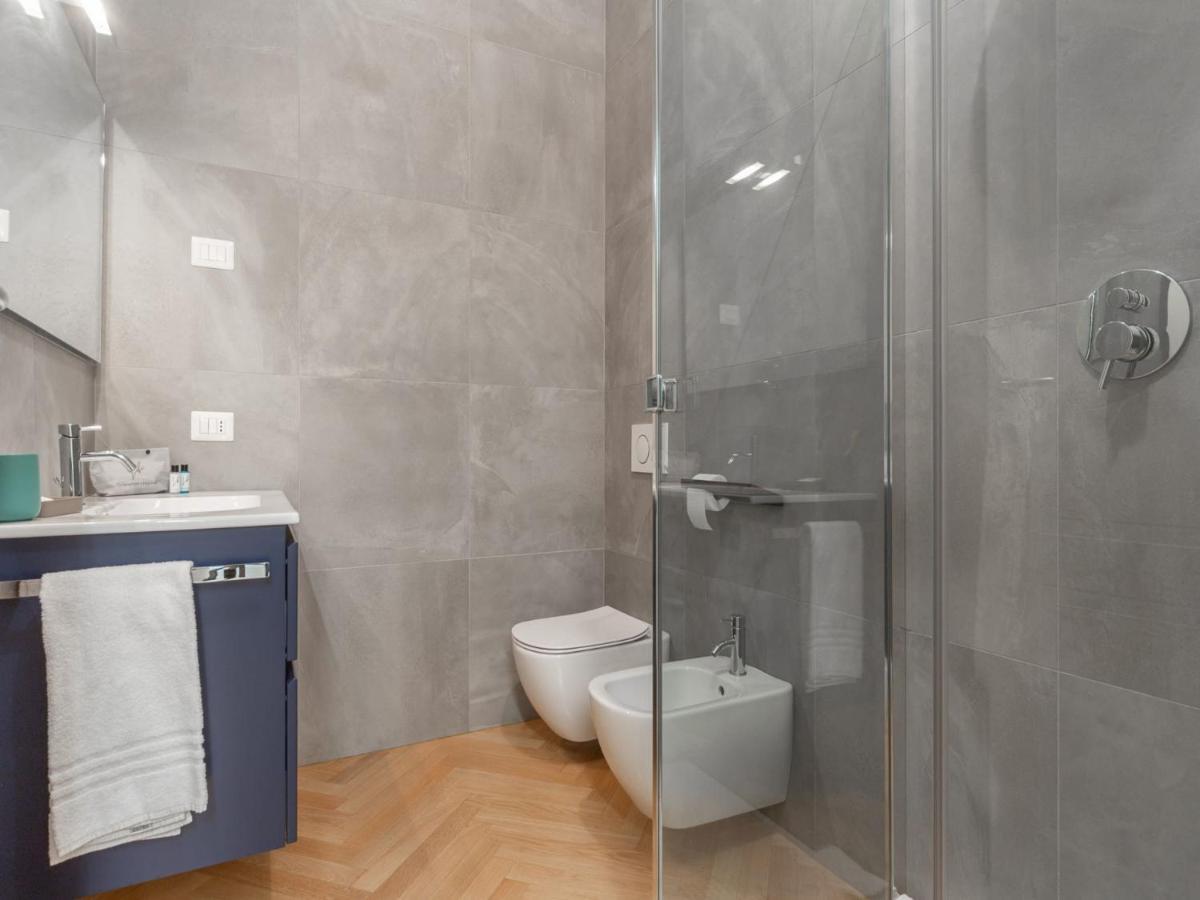 The Best Rent - Spacious Three-Bedroom Apartment With Terrace Milão Exterior foto